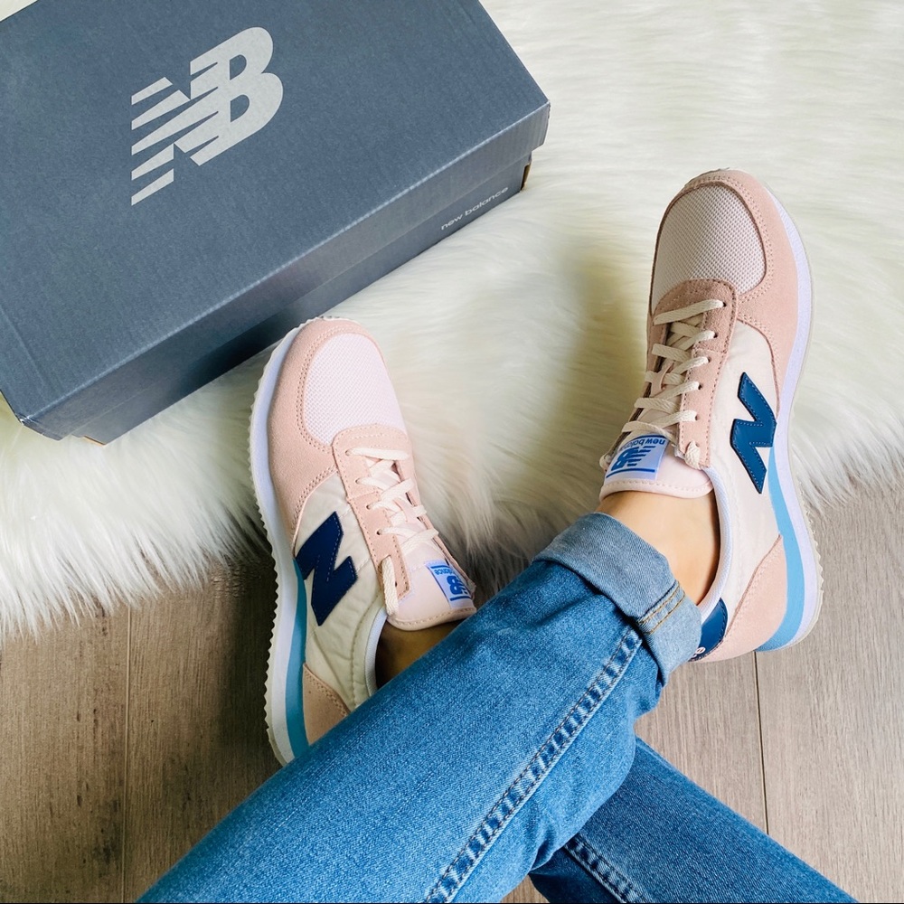 NWT New Balance 220 Women’s Shoes - Picture 4 of 11